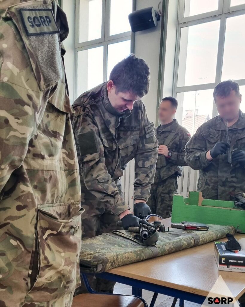 Zajęcia z obsługi broni